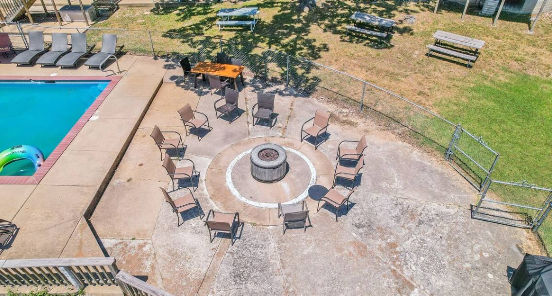  Fire Pit
