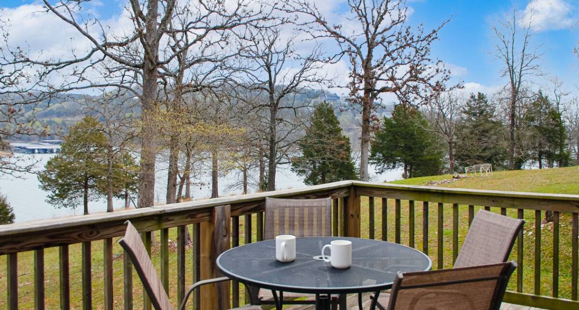 Deck with Lake view