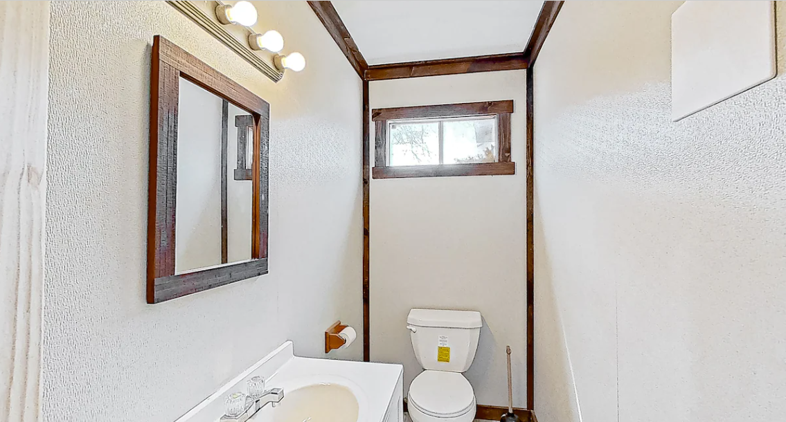  Game room bathroom