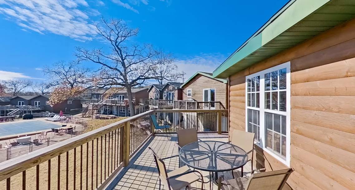  Deck