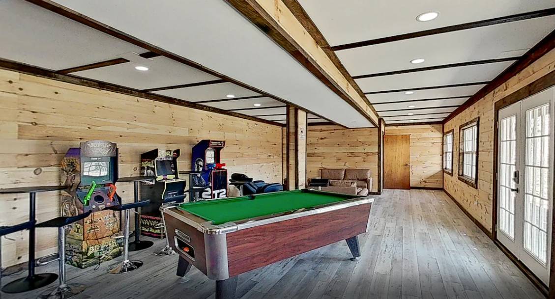  Community Game Room